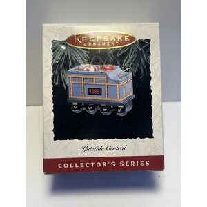 Metal Hallmark Keepsake Christmas Ornament Yuletide Central Series 1995 Vintage